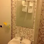 Residenza Fermi Гостевой дом Рим