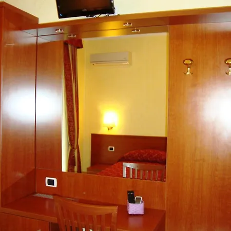 Gasthuis Residenza Fermi Rome