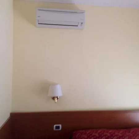 Konukevi Residenza Fermi