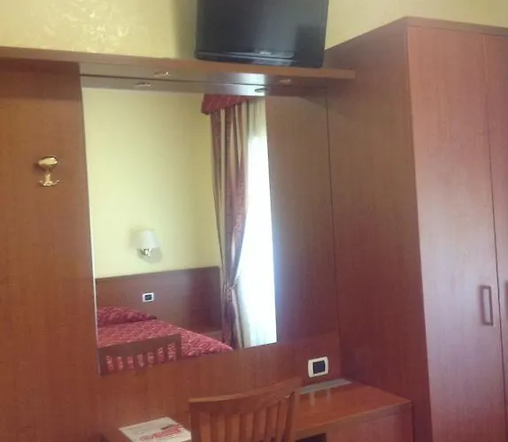 Residenza Fermi 3* Roma