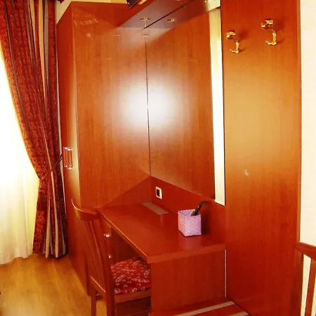 Residenza Fermi 3*
